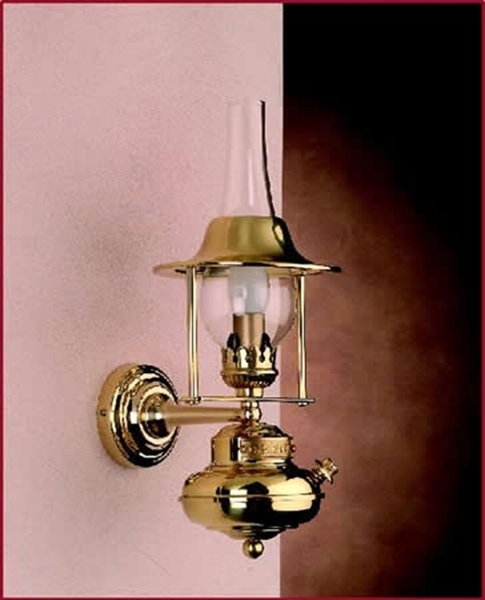 Picture of Brass wall lamp